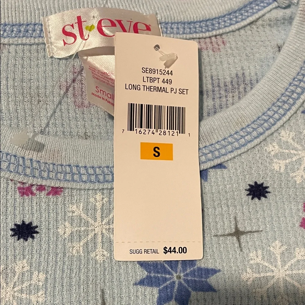 Kids Pajamas with Snowflake and Floral Print